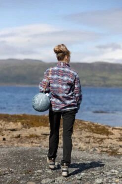 Vango Ember Single Sleeping Bag - Mineral Green 15 Vango Ember Single Sleeping Bag - Mineral Green -Outdoor Camping Gear ember single mineral green image 8